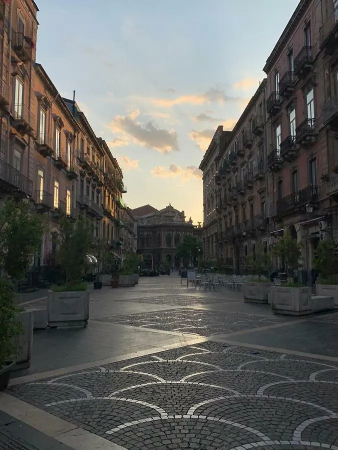 Appartamento Catania Centro 0*,